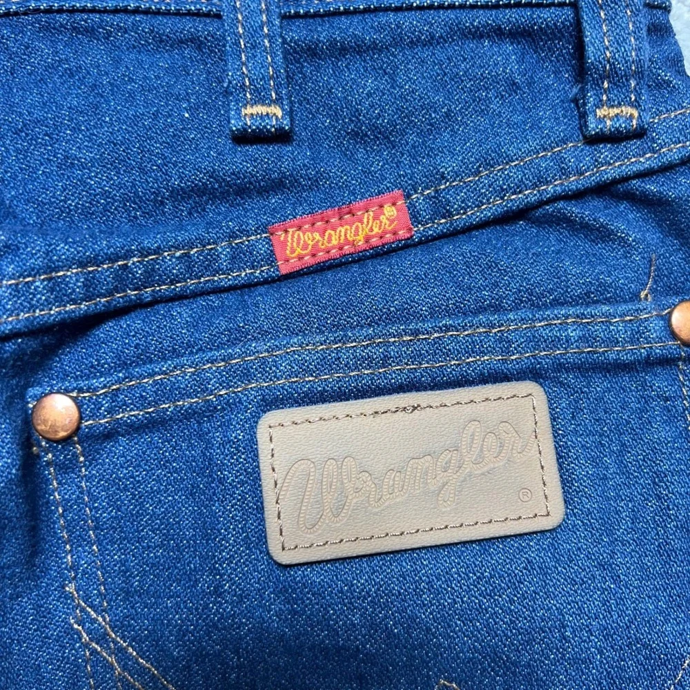 Wrangler measurements waist